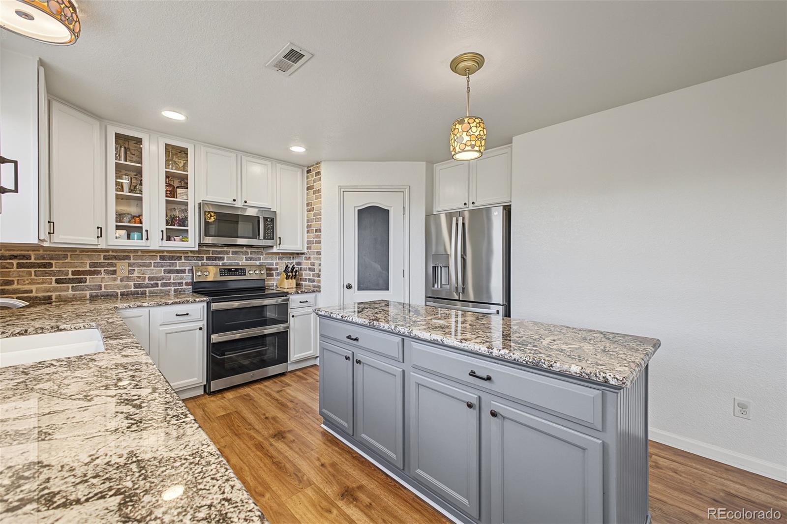 MLS Image #8 for 18745 e linvale place,aurora, Colorado