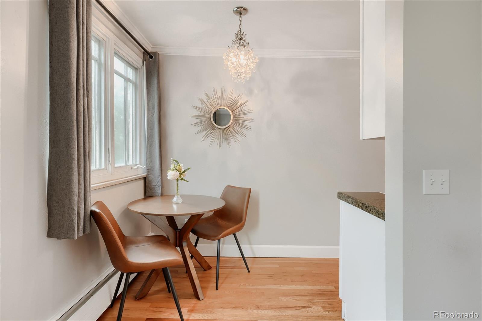 MLS Image #14 for 969 s pearl street,denver, Colorado