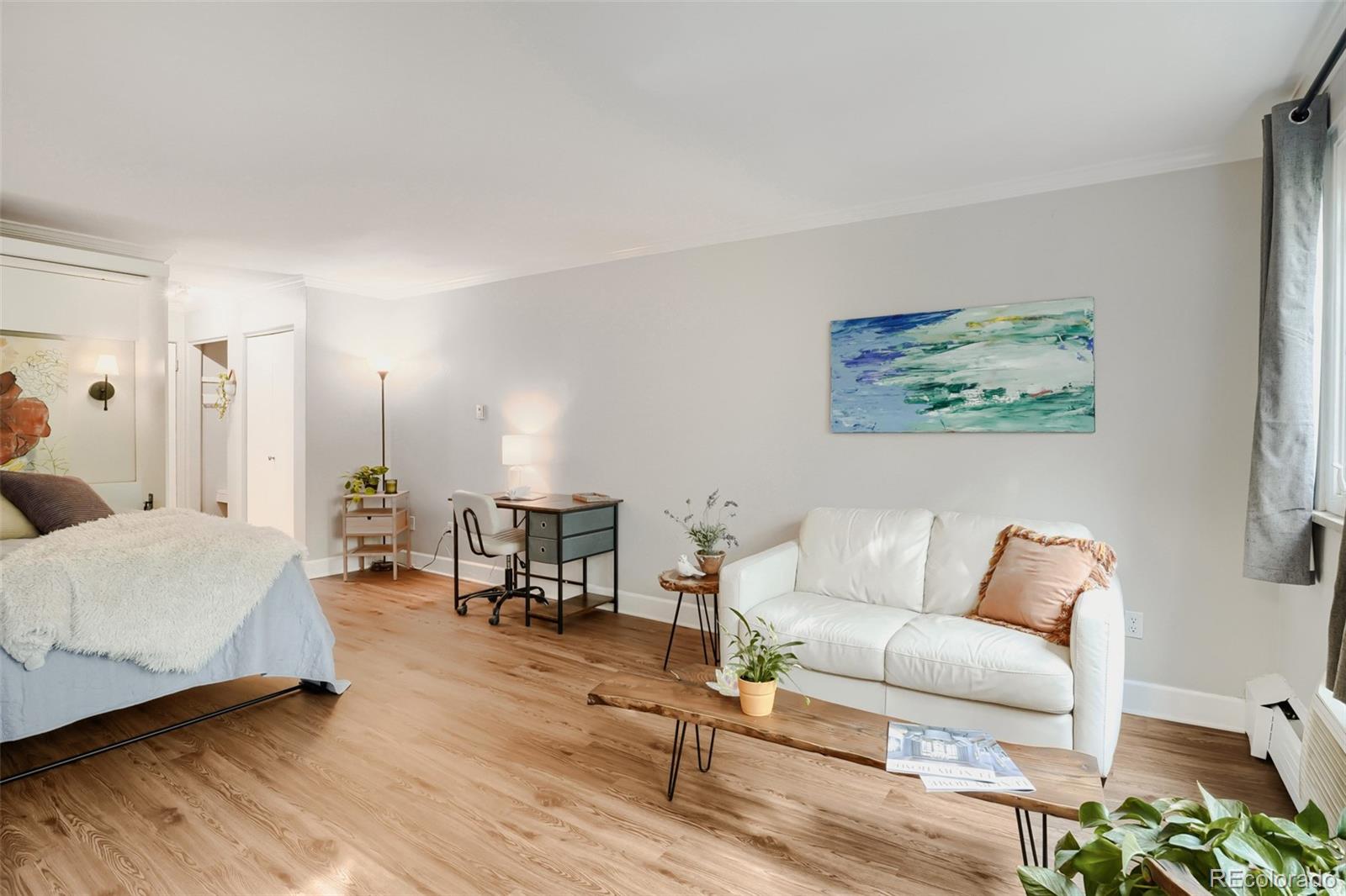 MLS Image #4 for 969 s pearl street,denver, Colorado