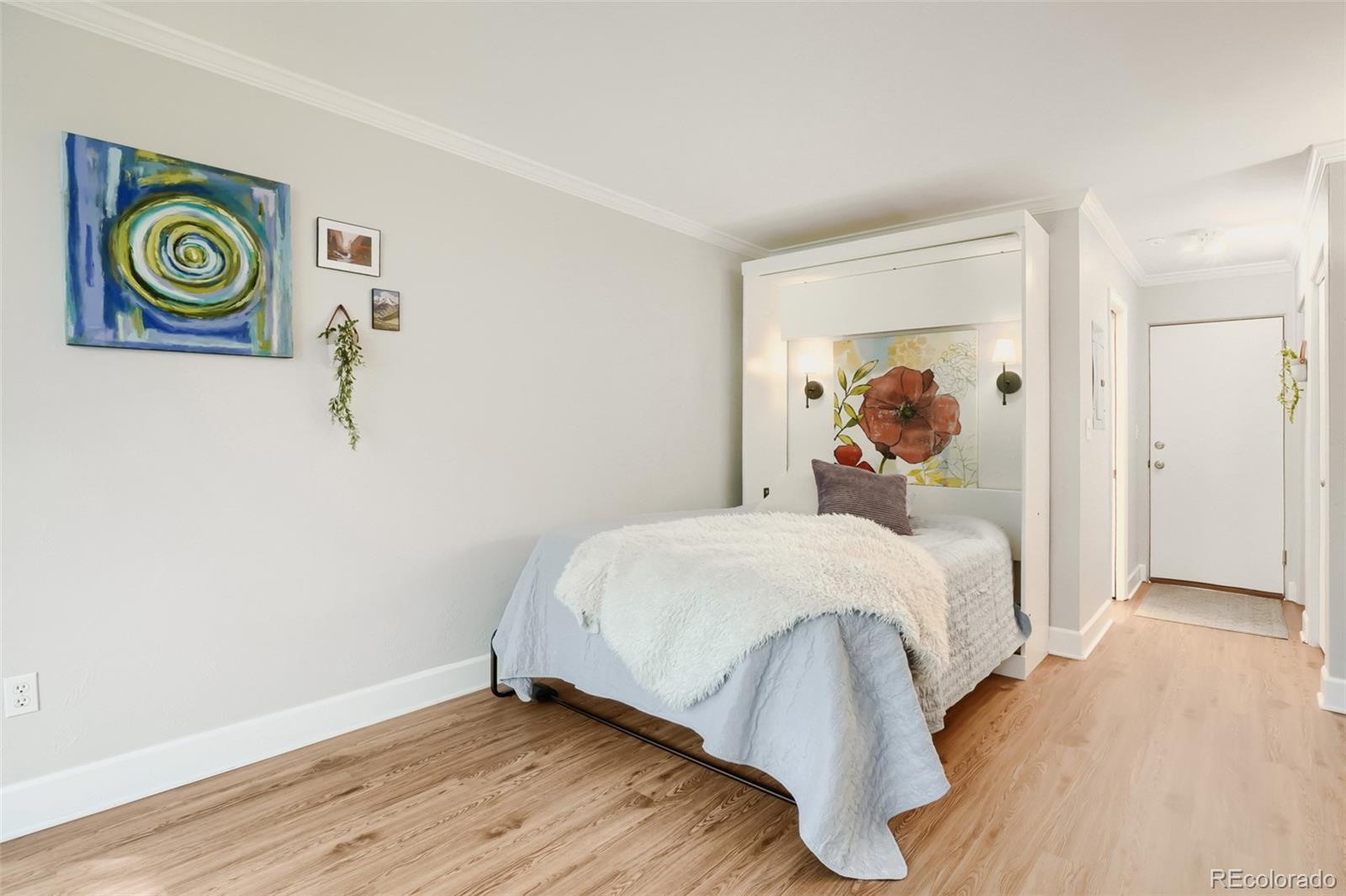 MLS Image #8 for 969 s pearl street,denver, Colorado