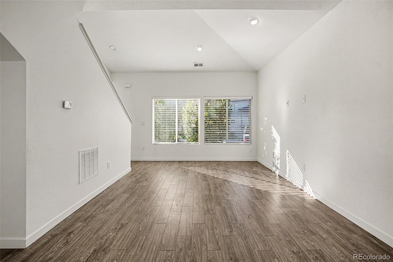 MLS Image #6 for 19189 e 55th avenue,denver, Colorado