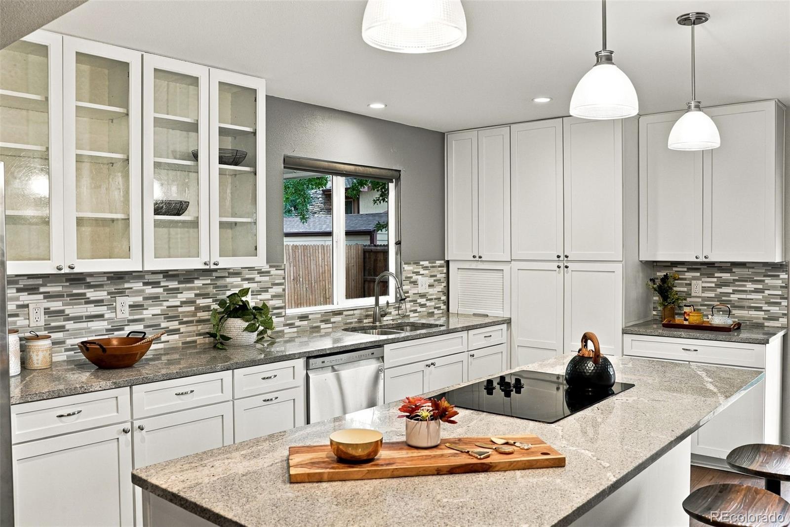 MLS Image #2 for 975  roxwood lane,boulder, Colorado