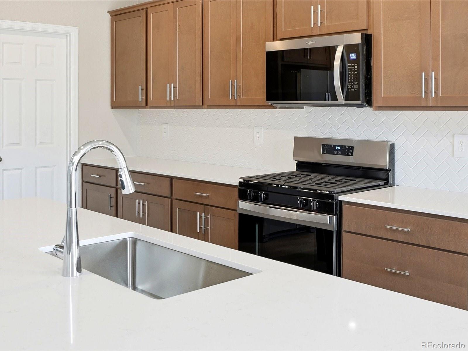 MLS Image #8 for 1609  rumley creek drive,windsor, Colorado