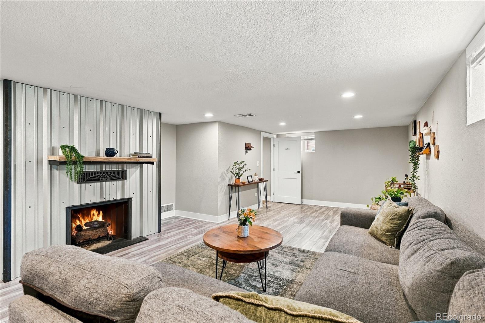 MLS Image #16 for 3101 s logan street,englewood, Colorado