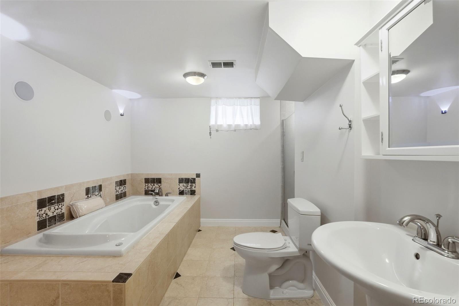 MLS Image #31 for 4748 s washington street,englewood, Colorado