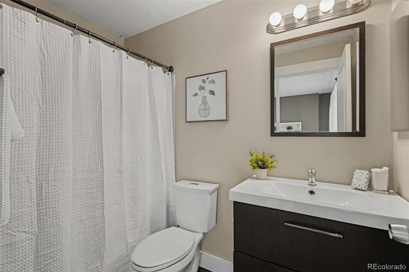 MLS Image #11 for 9647 w elmhurst place,littleton, Colorado