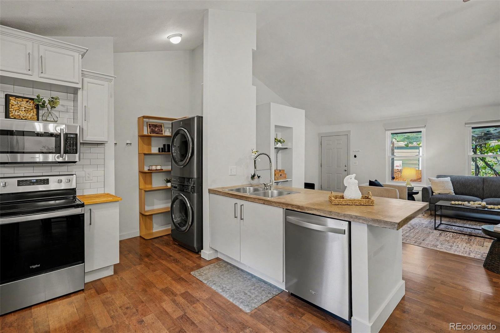 MLS Image #4 for 9647 w elmhurst place,littleton, Colorado
