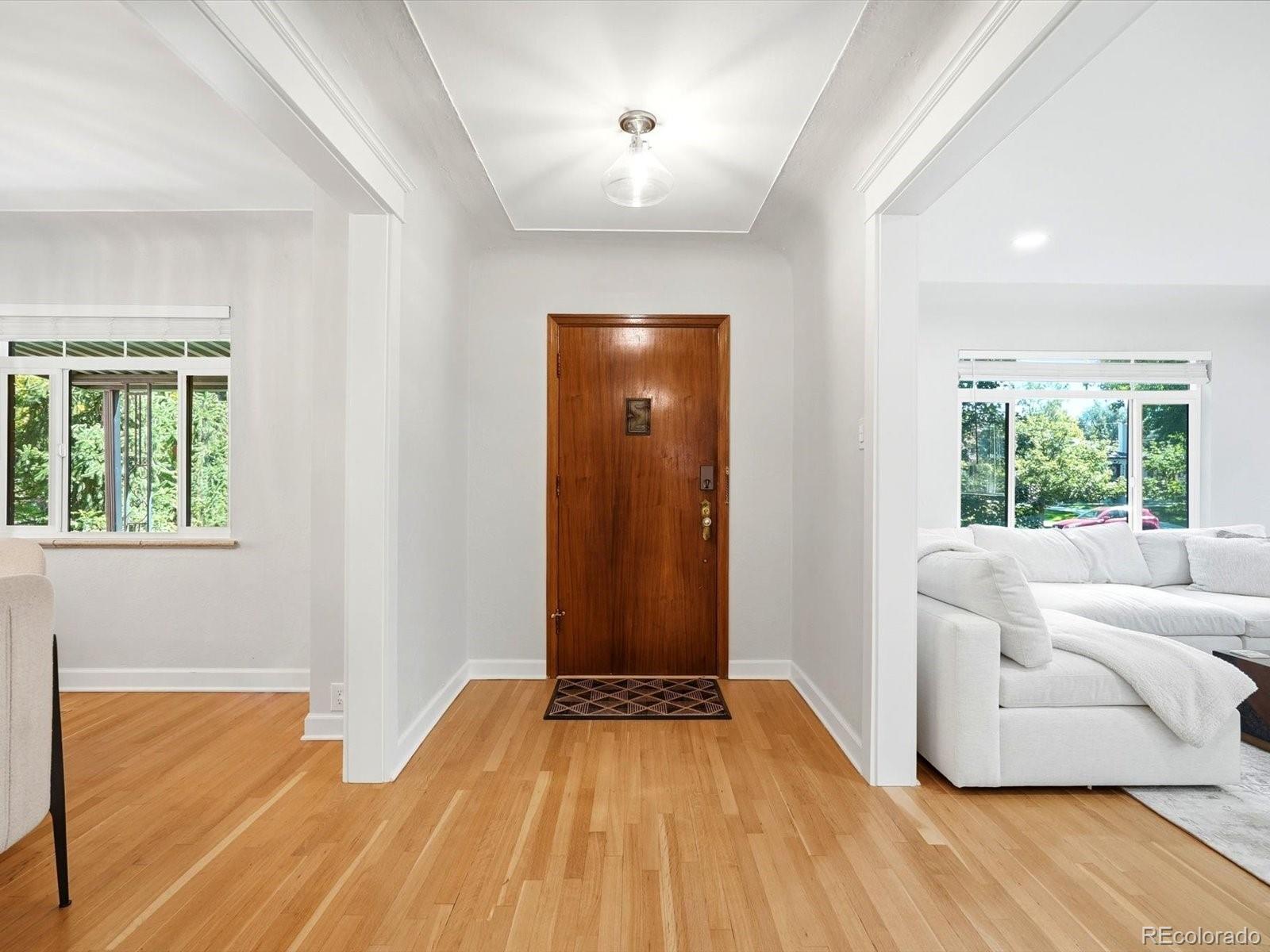 MLS Image #10 for 2335  kearney street,denver, Colorado