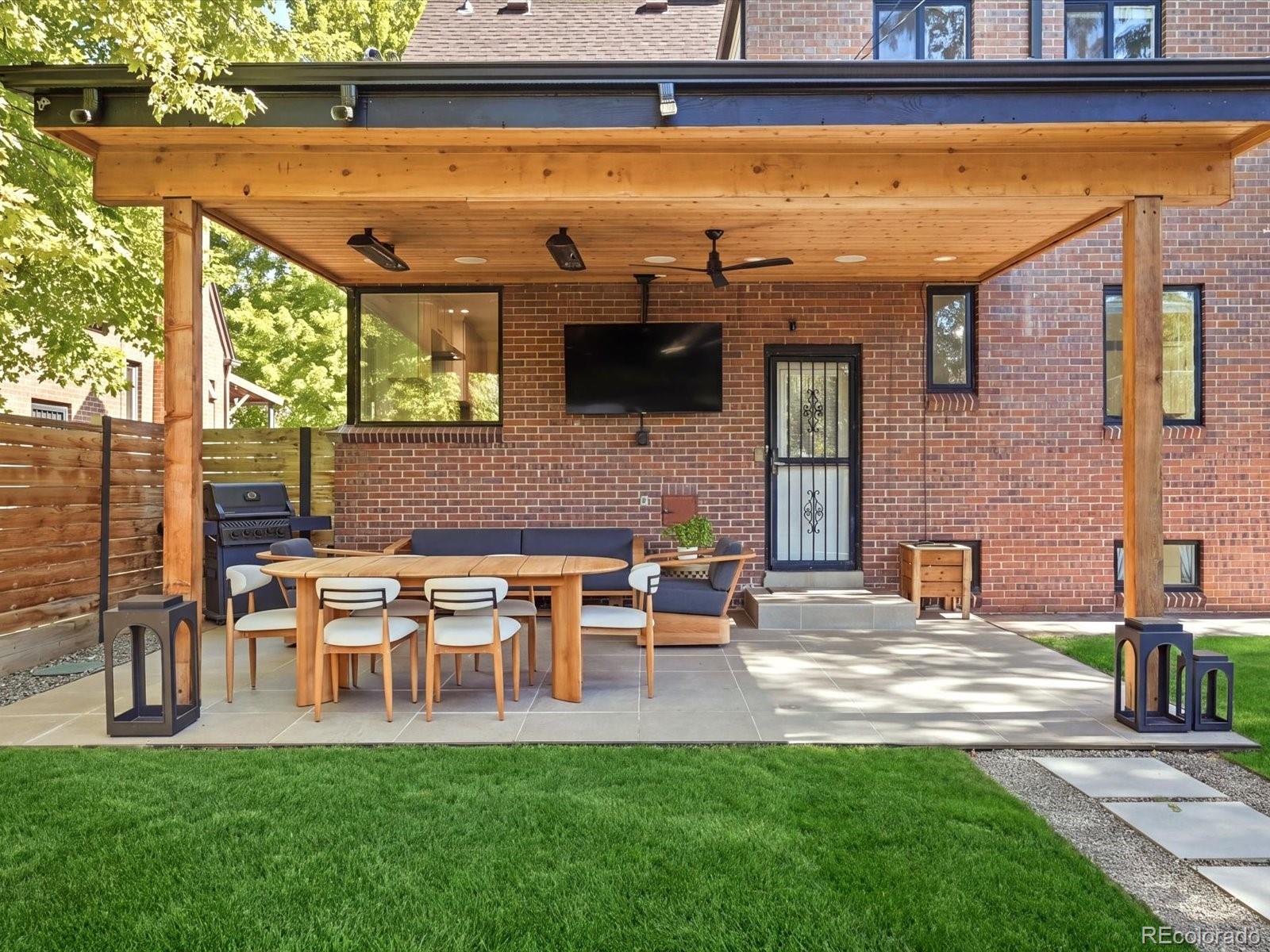 MLS Image #4 for 2335  kearney street,denver, Colorado