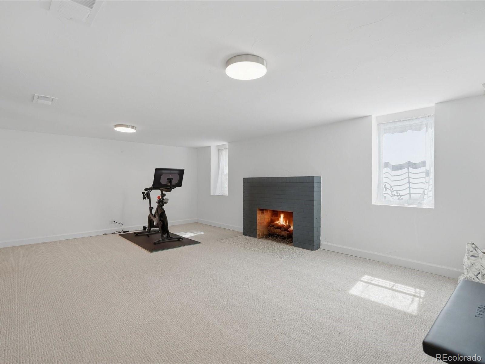 MLS Image #40 for 2335  kearney street,denver, Colorado