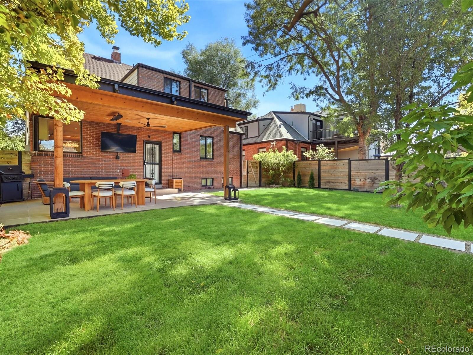 MLS Image #7 for 2335  kearney street,denver, Colorado