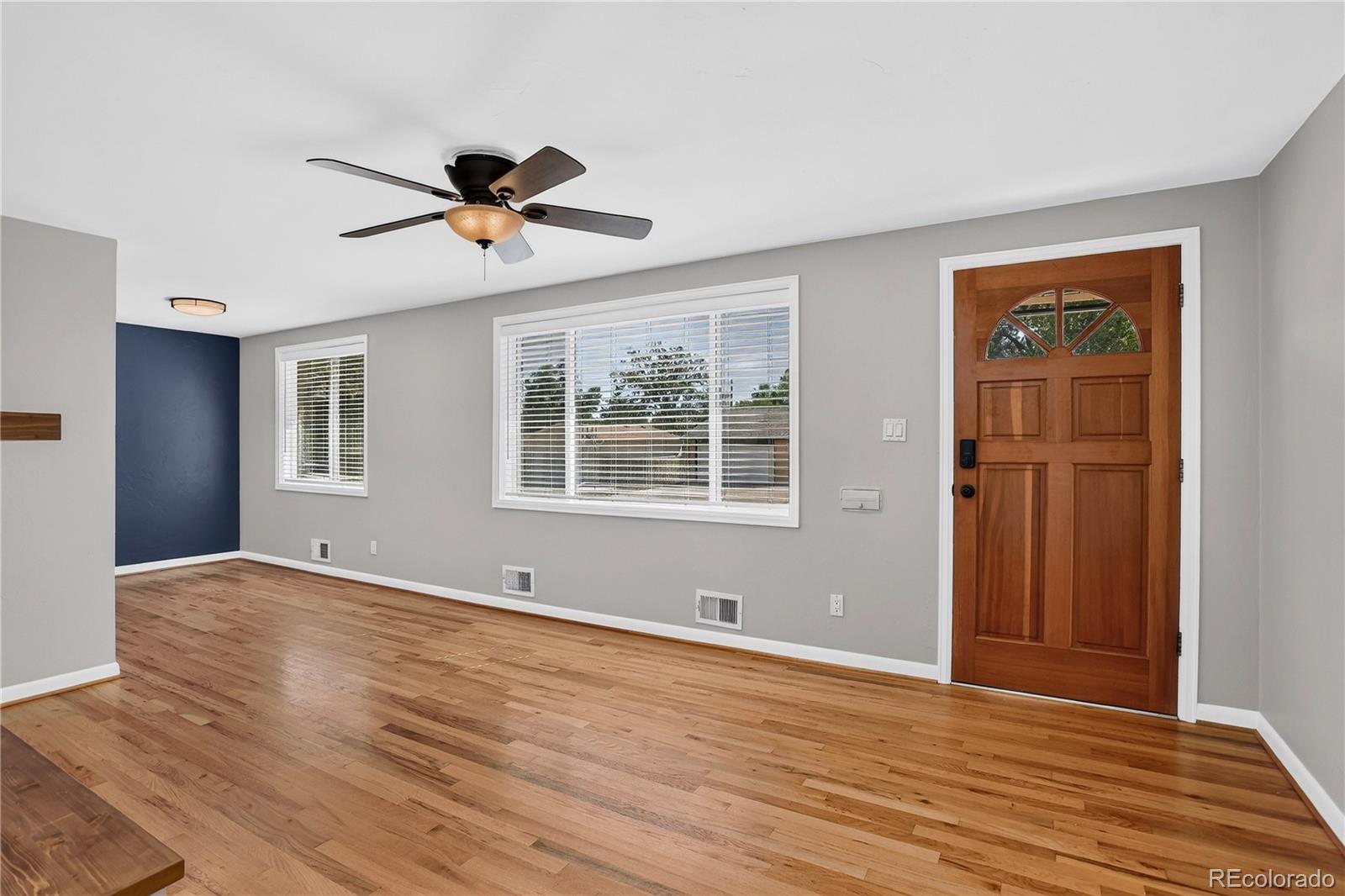 MLS Image #4 for 9823 w 53rd avenue,arvada, Colorado