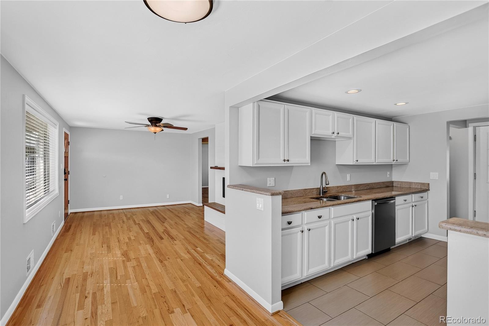 MLS Image #9 for 9823 w 53rd avenue,arvada, Colorado