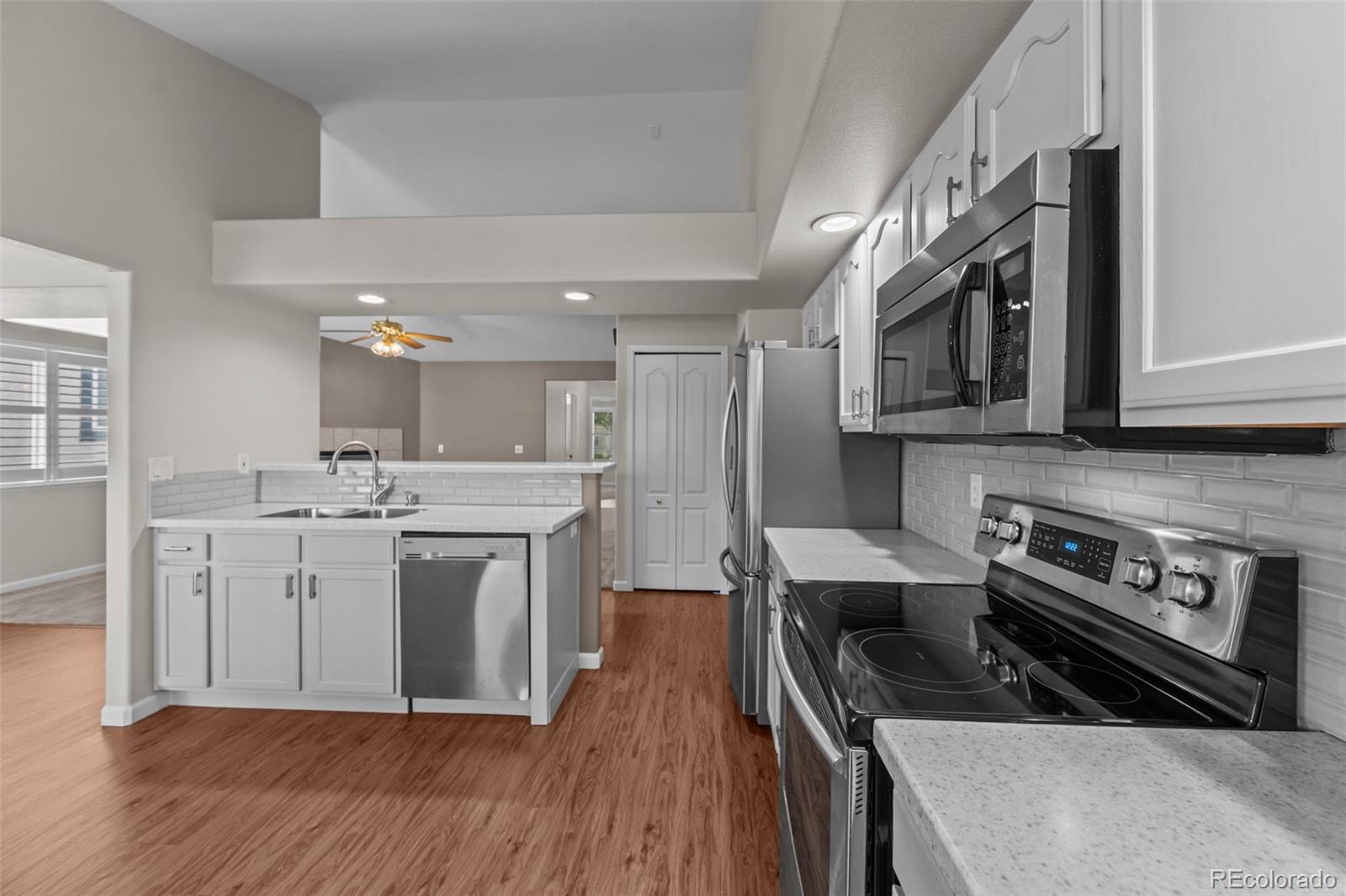 MLS Image #2 for 3952  coral point,colorado springs, Colorado