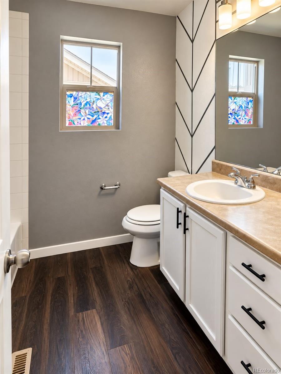 MLS Image #8 for 4481  telluride court,denver, Colorado