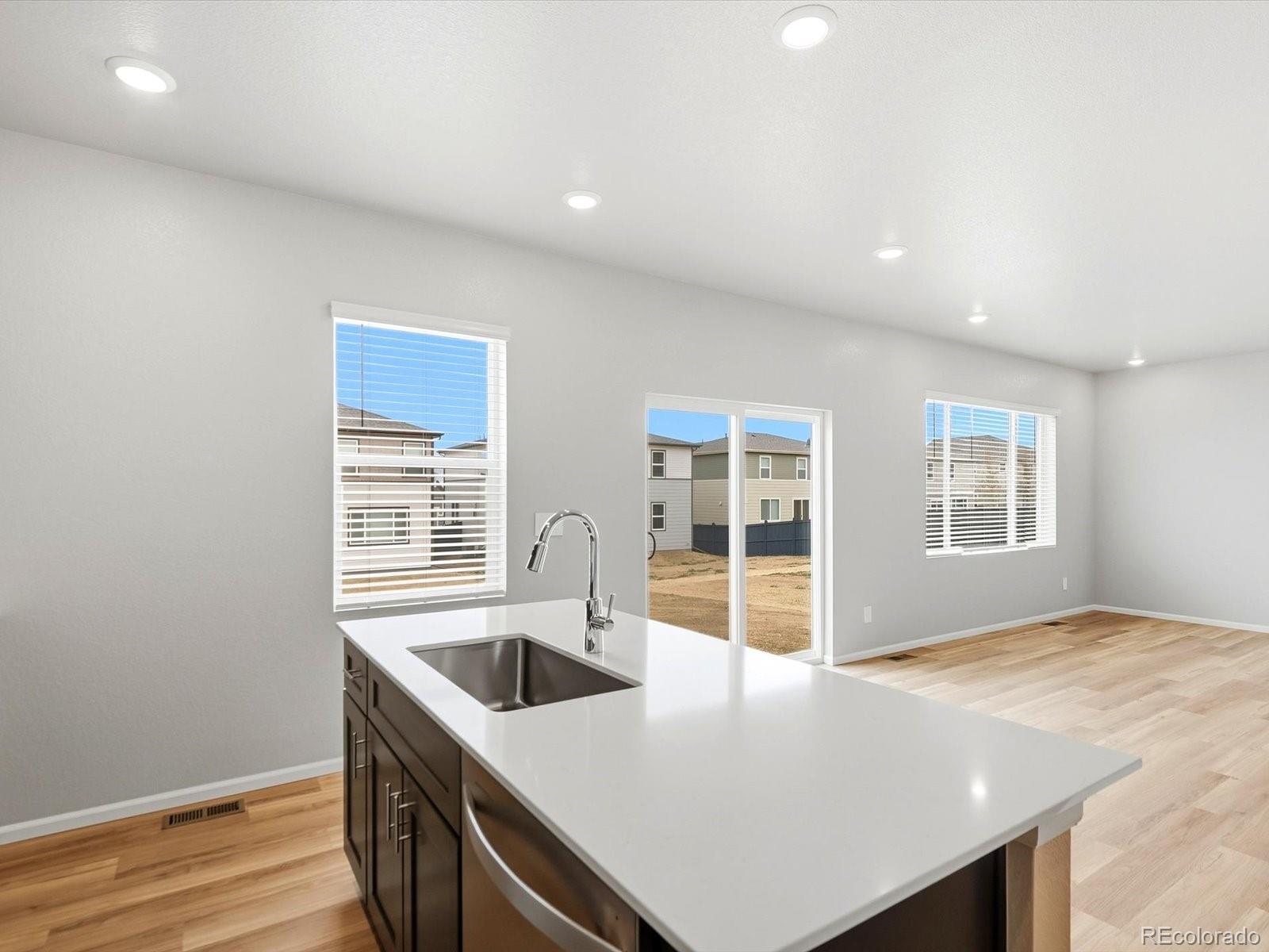 MLS Image #5 for 7355  27th street lane,greeley, Colorado