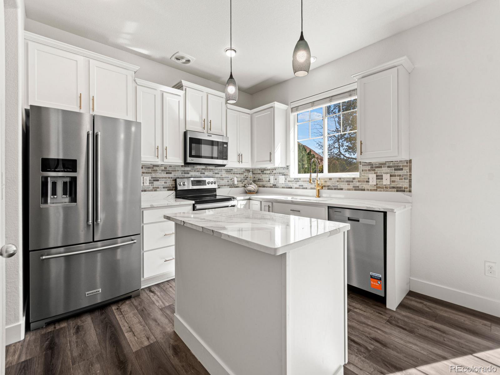 MLS Image #15 for 25774 e 1st place,aurora, Colorado