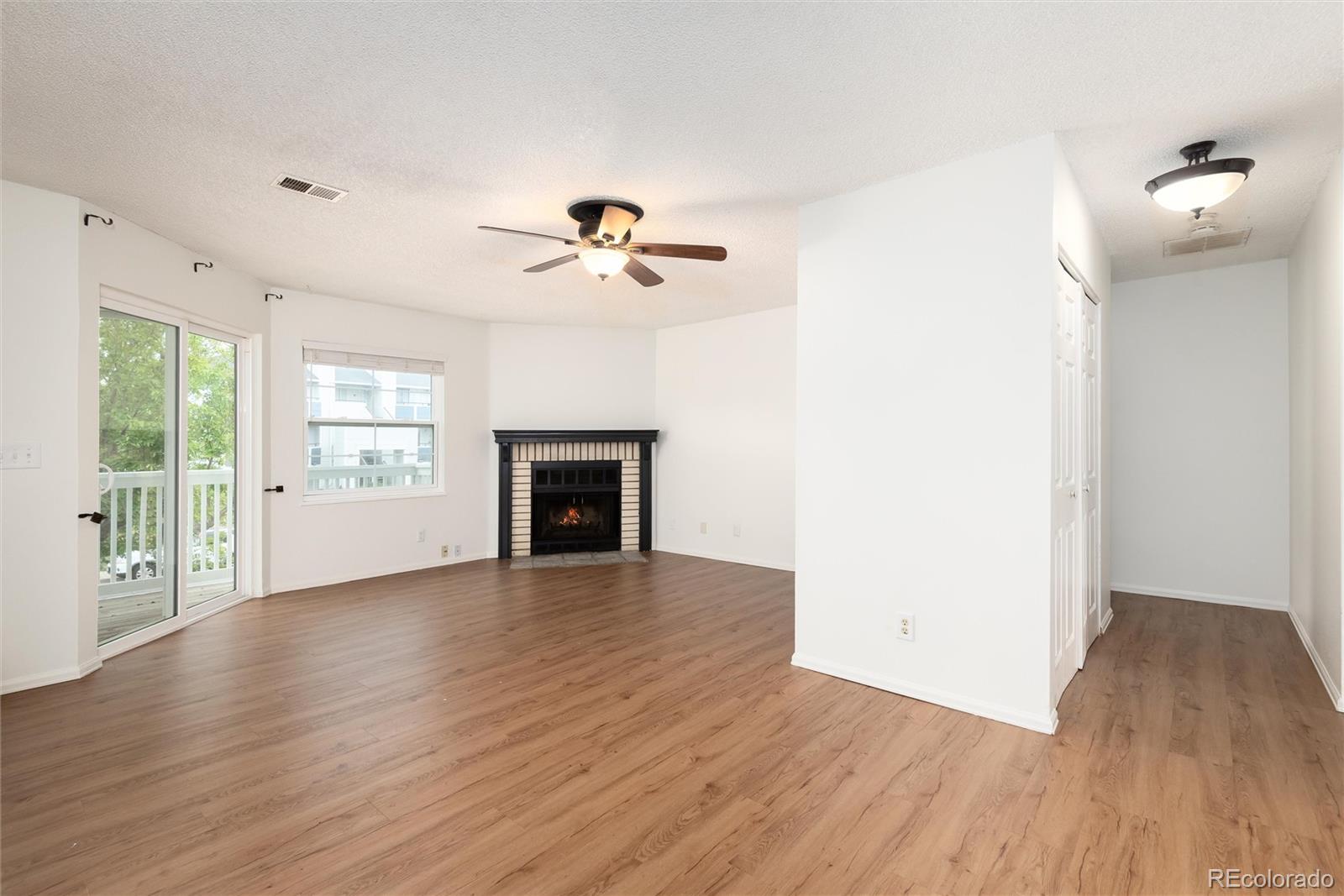 MLS Image #10 for 12513 e pacific circle d,aurora, Colorado