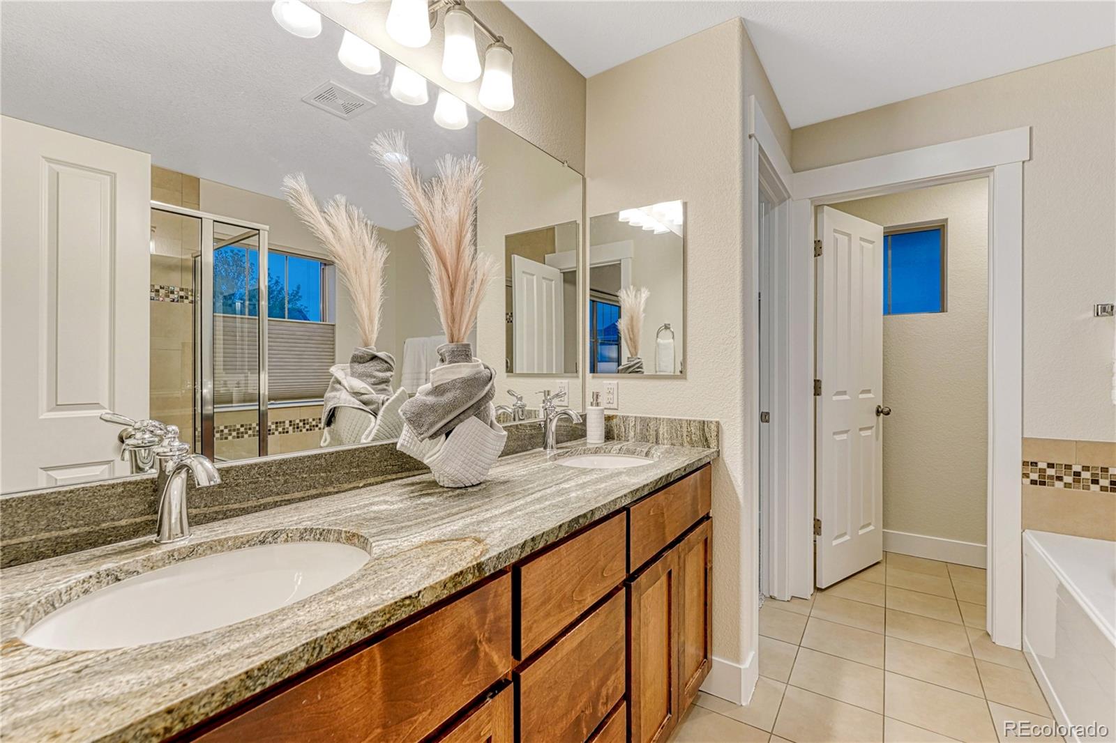 MLS Image #21 for 3260  spruce street,denver, Colorado