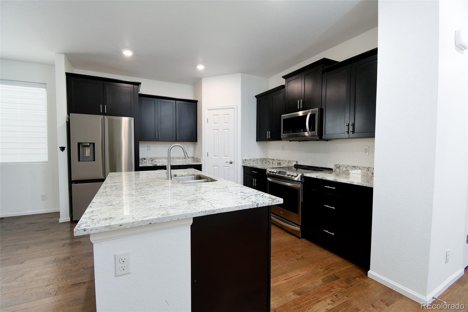 MLS Image #10 for 462 s norfolk court,aurora, Colorado