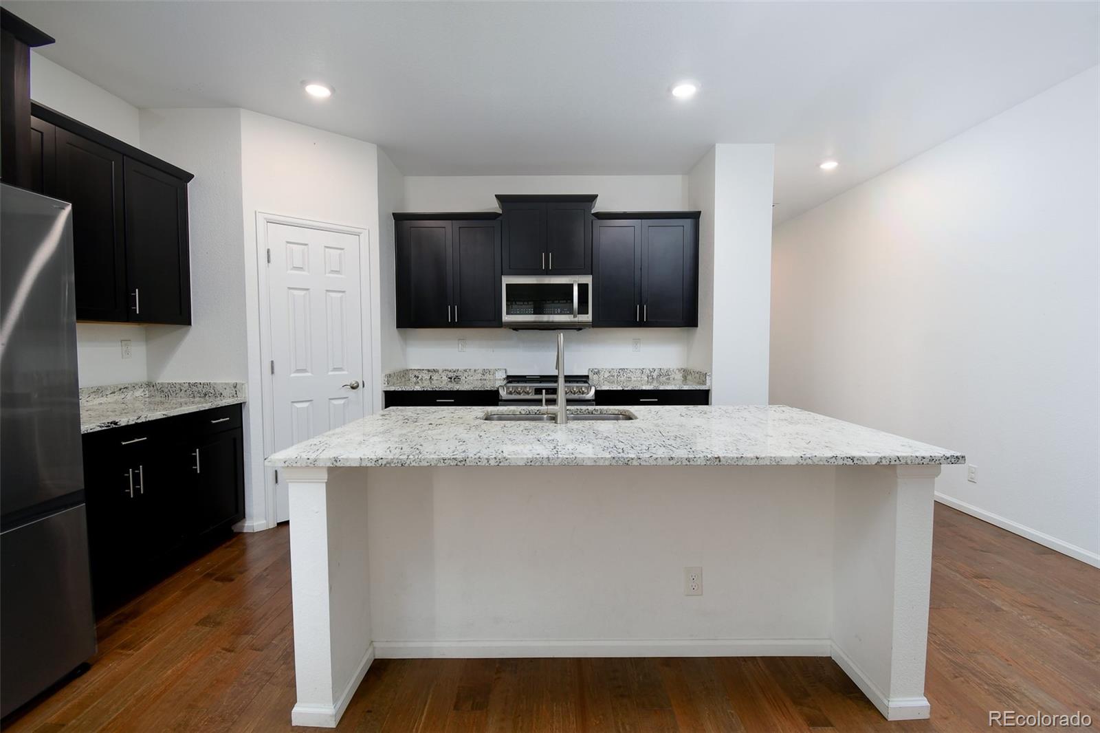 MLS Image #11 for 462 s norfolk court,aurora, Colorado