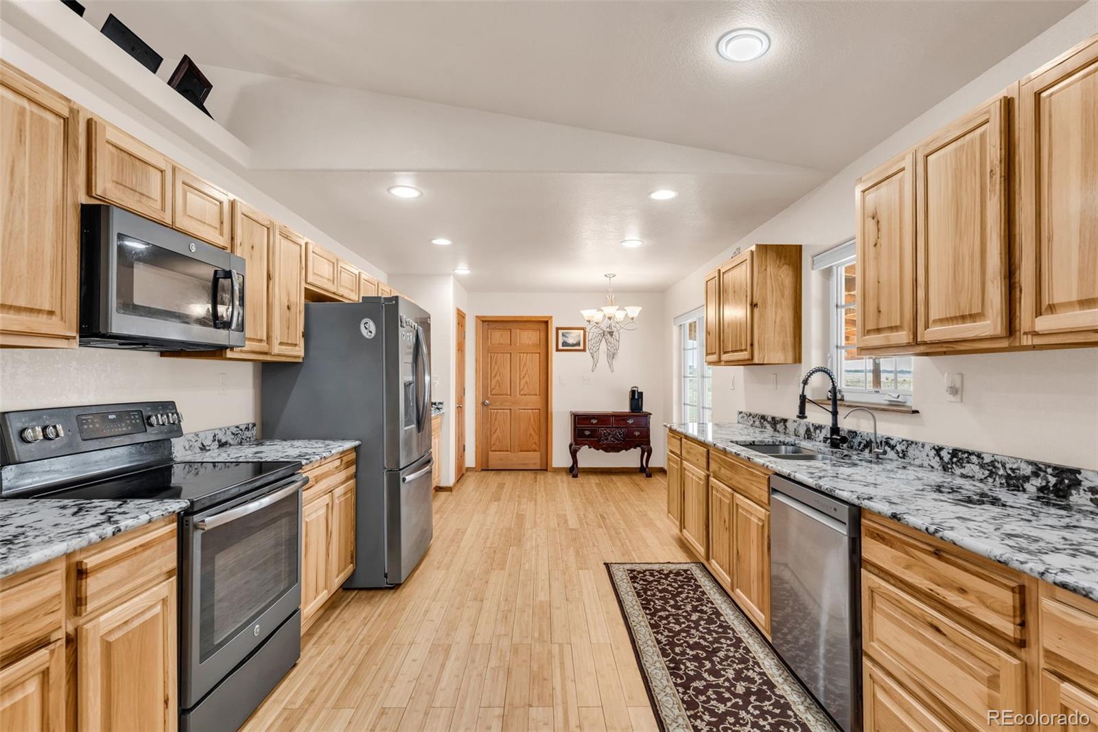 MLS Image #18 for 1407  top notch trail,penrose, Colorado