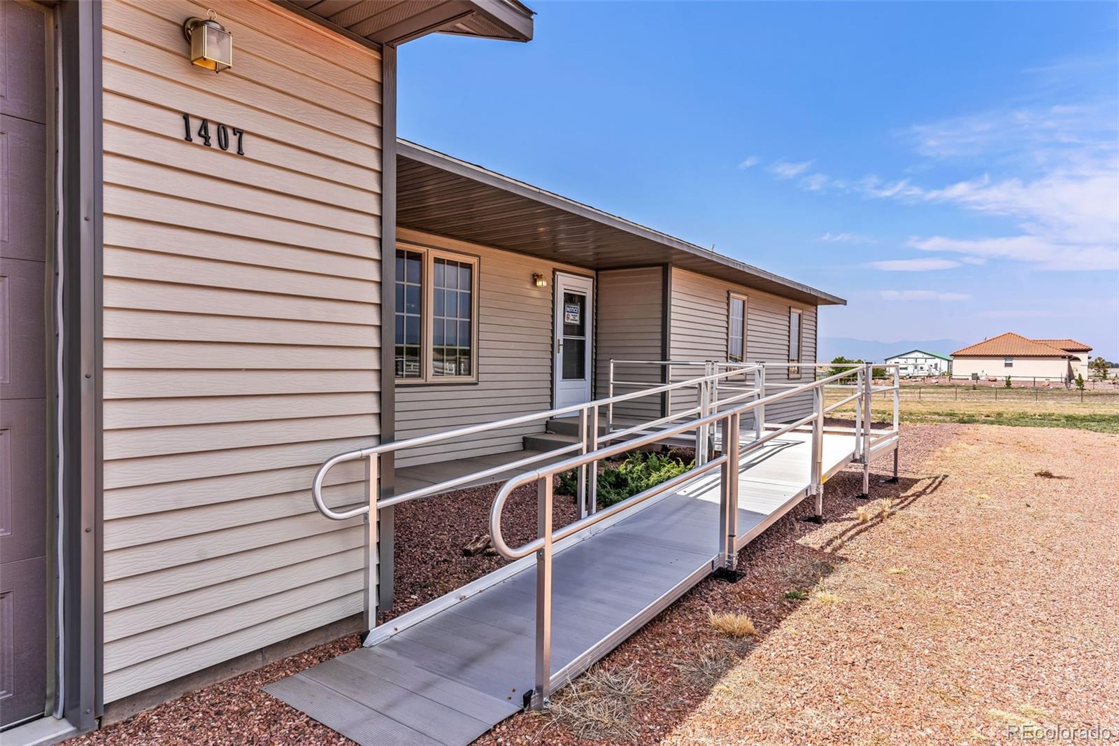 MLS Image #9 for 1407  top notch trail,penrose, Colorado