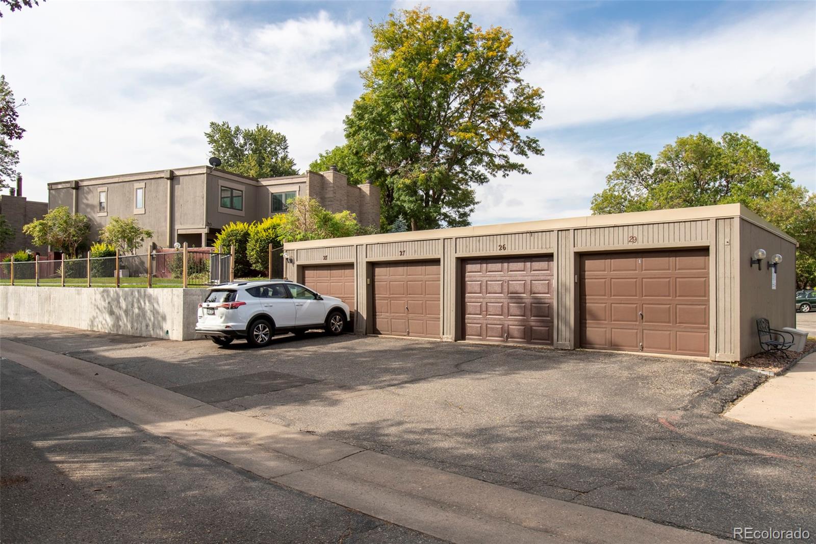 MLS Image #31 for 1151 s yosemite way 26,denver, Colorado