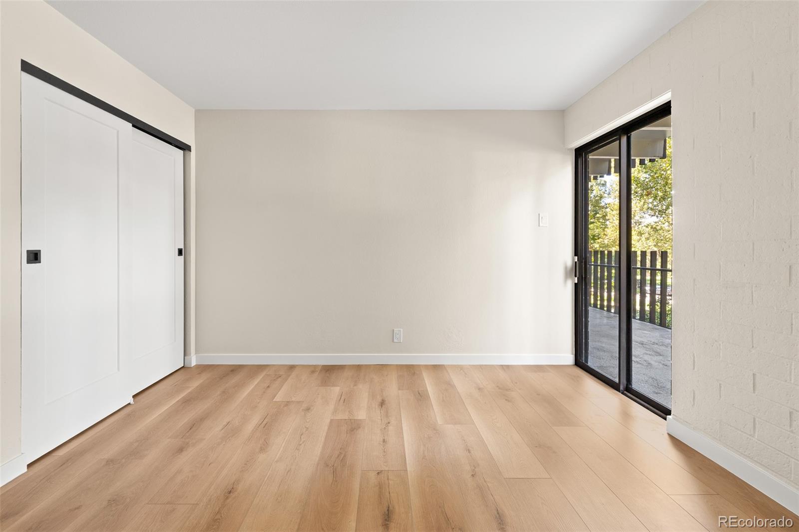 MLS Image #26 for 460 s marion parkway 254,denver, Colorado