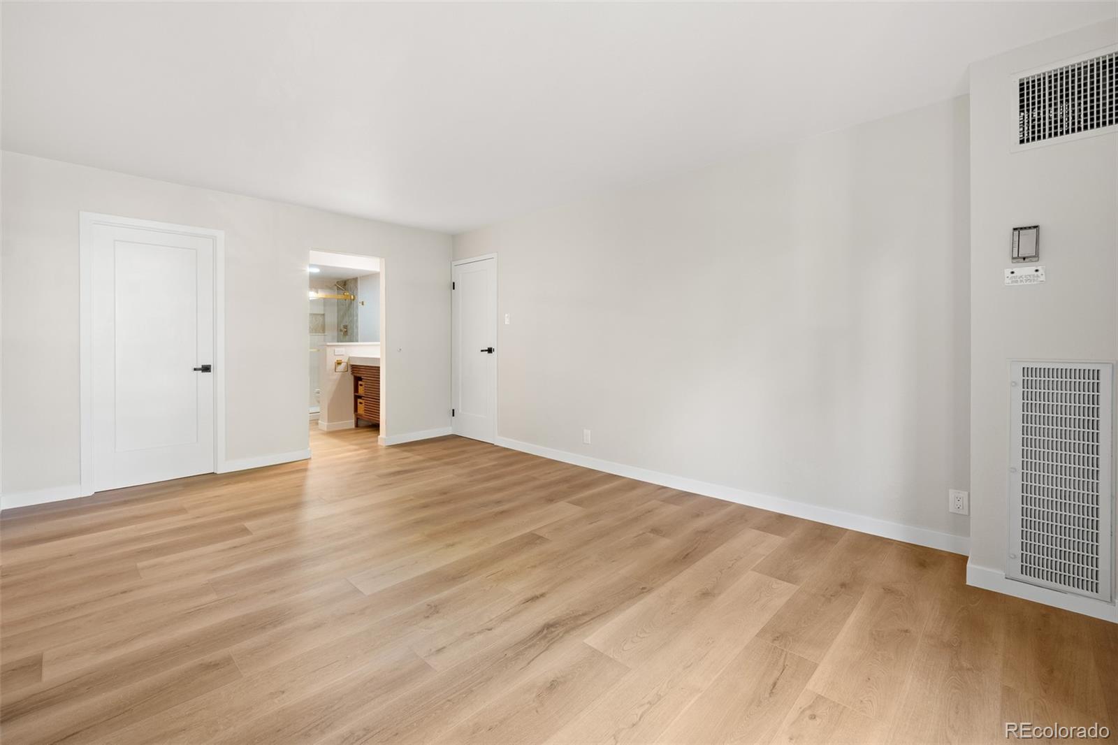 MLS Image #31 for 460 s marion parkway 254,denver, Colorado