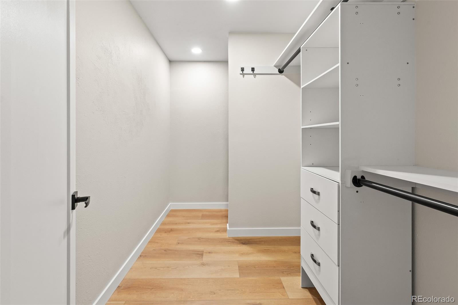 MLS Image #33 for 460 s marion parkway 254,denver, Colorado