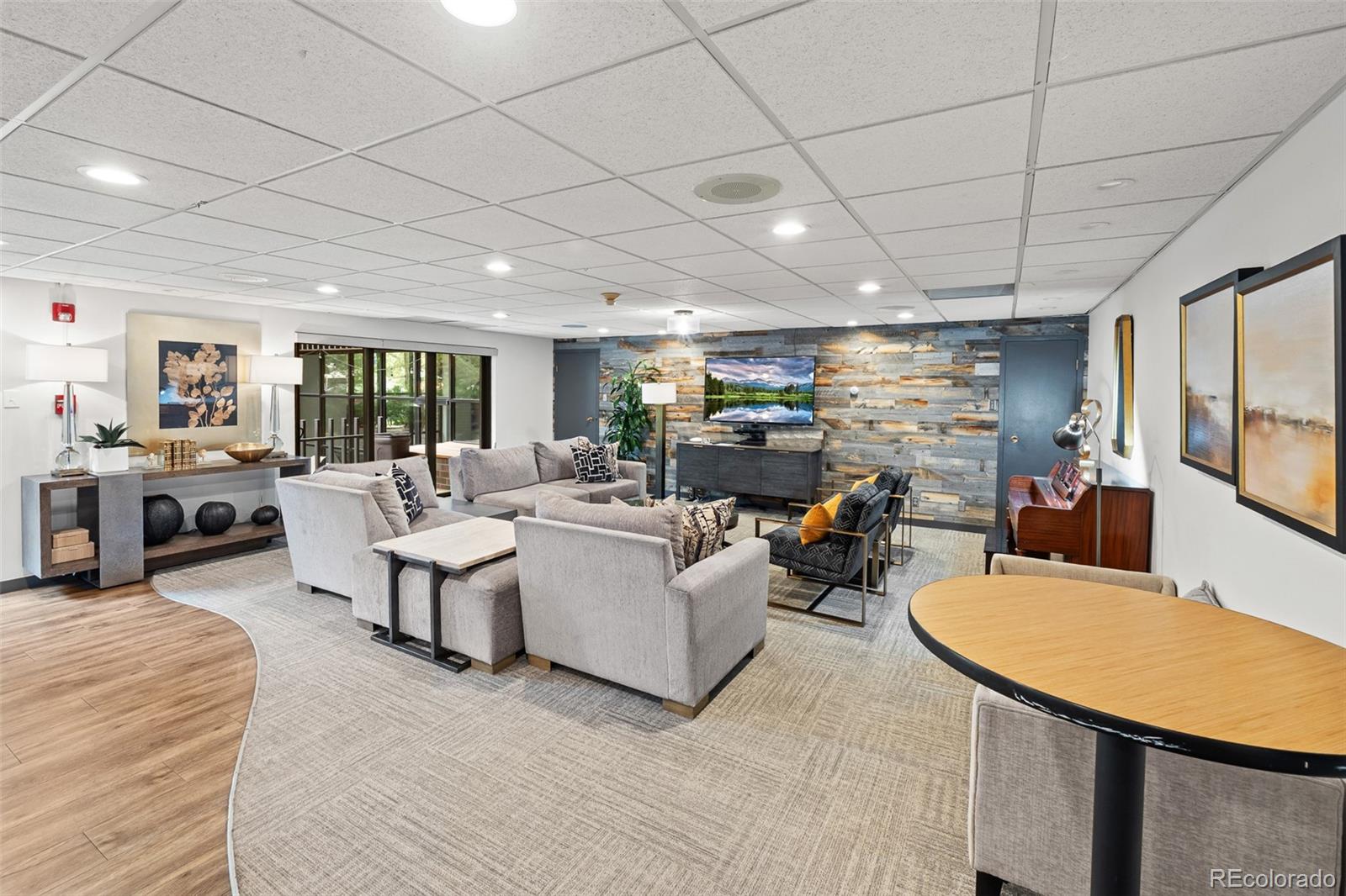 MLS Image #41 for 460 s marion parkway 254,denver, Colorado