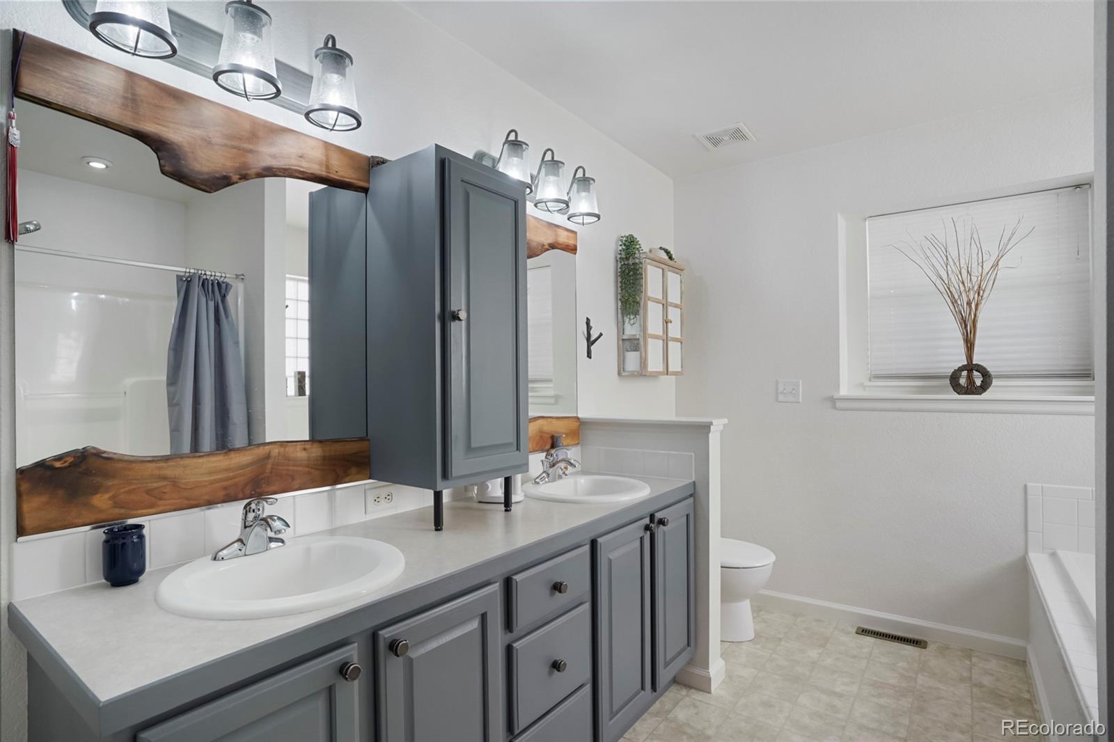 MLS Image #13 for 1132  101st avenue court,greeley, Colorado