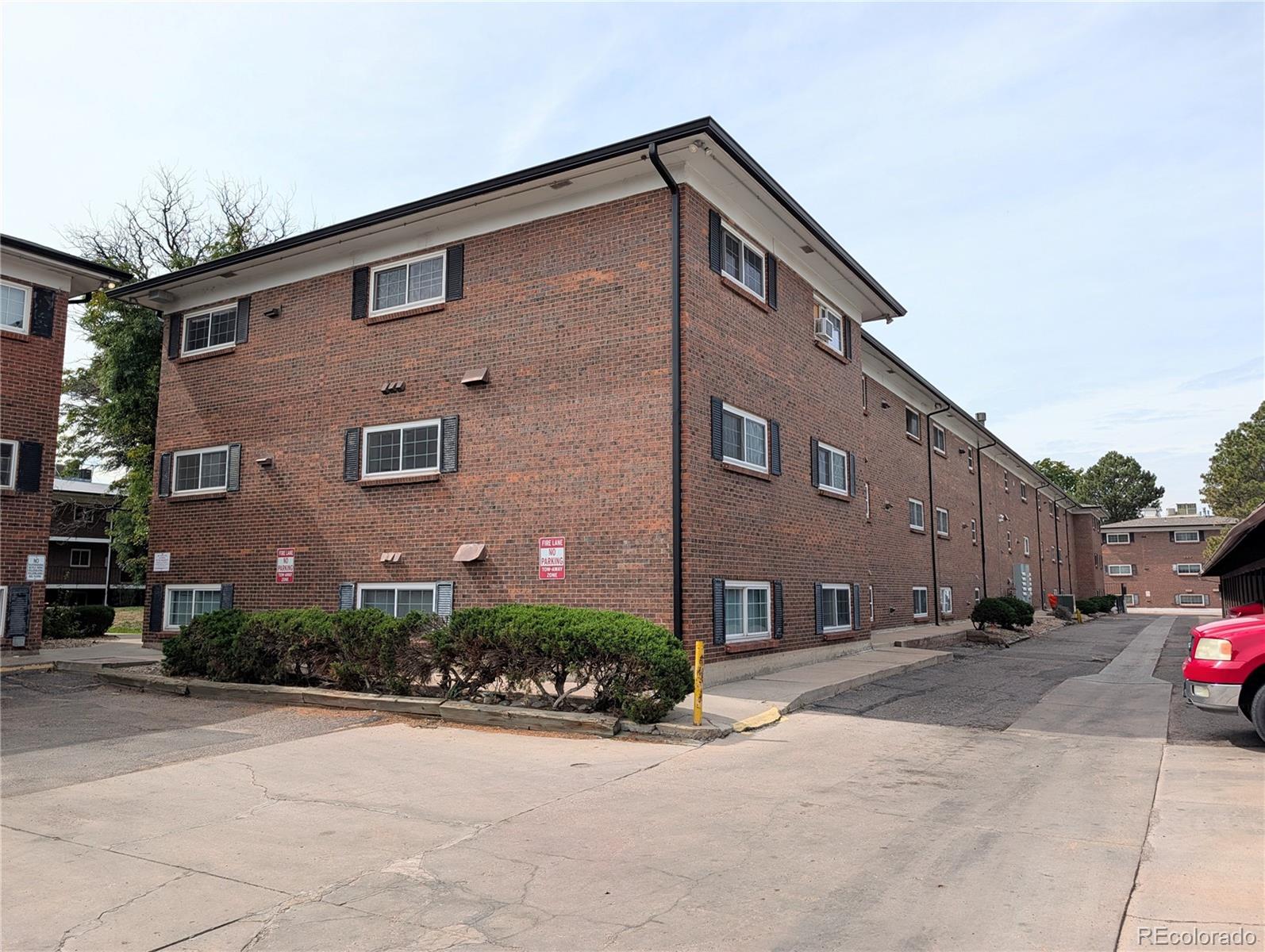 MLS Image #18 for 6800 e tennessee avenue,denver, Colorado