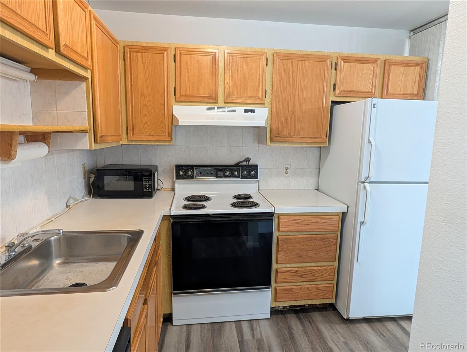 MLS Image #6 for 6800 e tennessee avenue,denver, Colorado