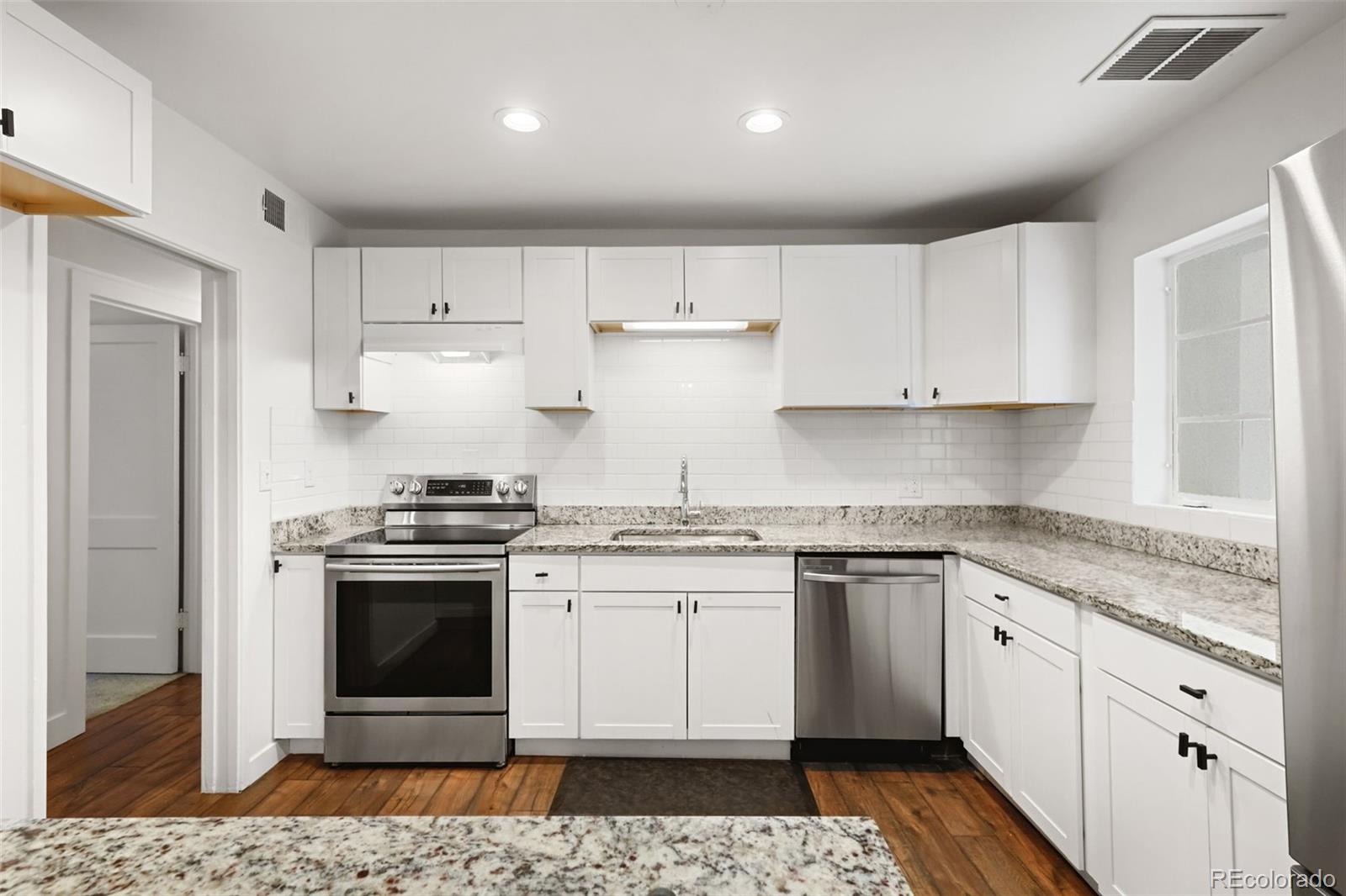 MLS Image #12 for 1093  scranton street,aurora, Colorado