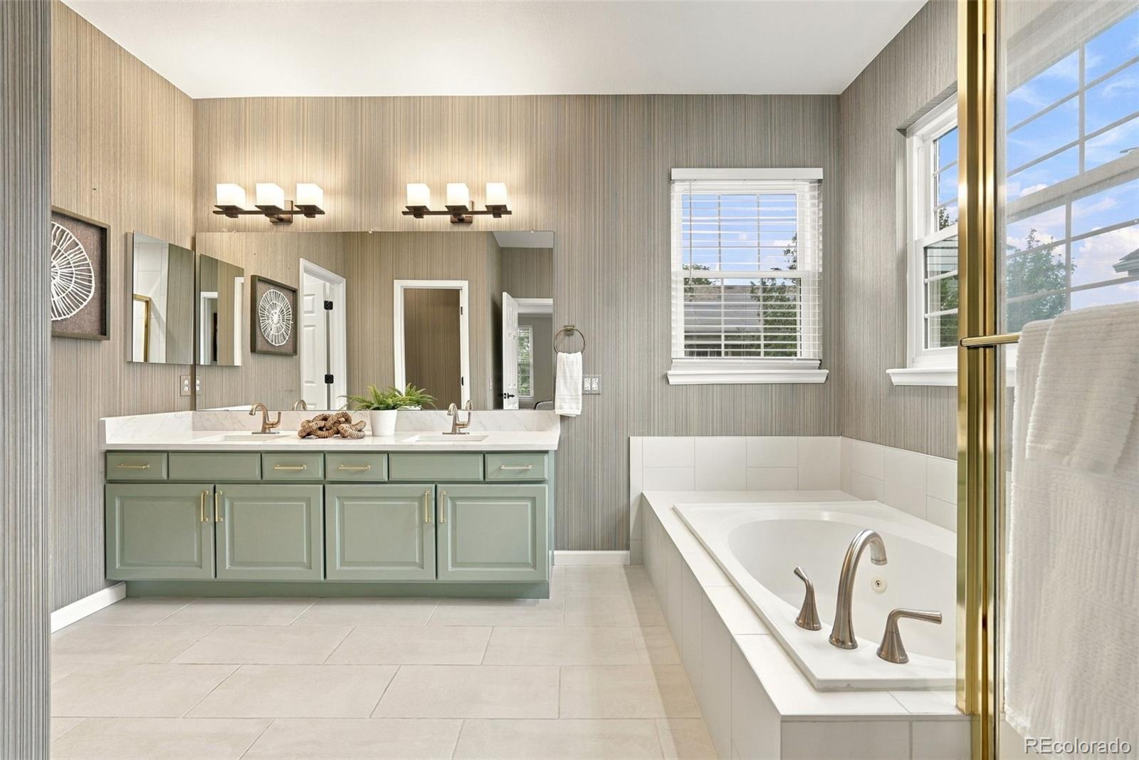 MLS Image #21 for 7325 e cedar place,denver, Colorado