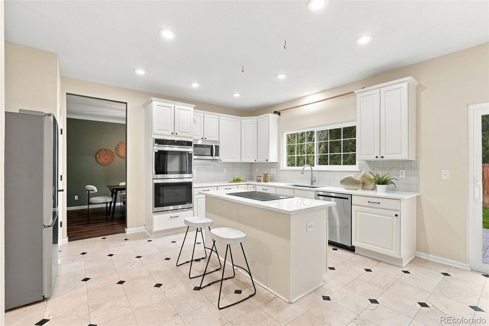 MLS Image #9 for 7325 e cedar place,denver, Colorado