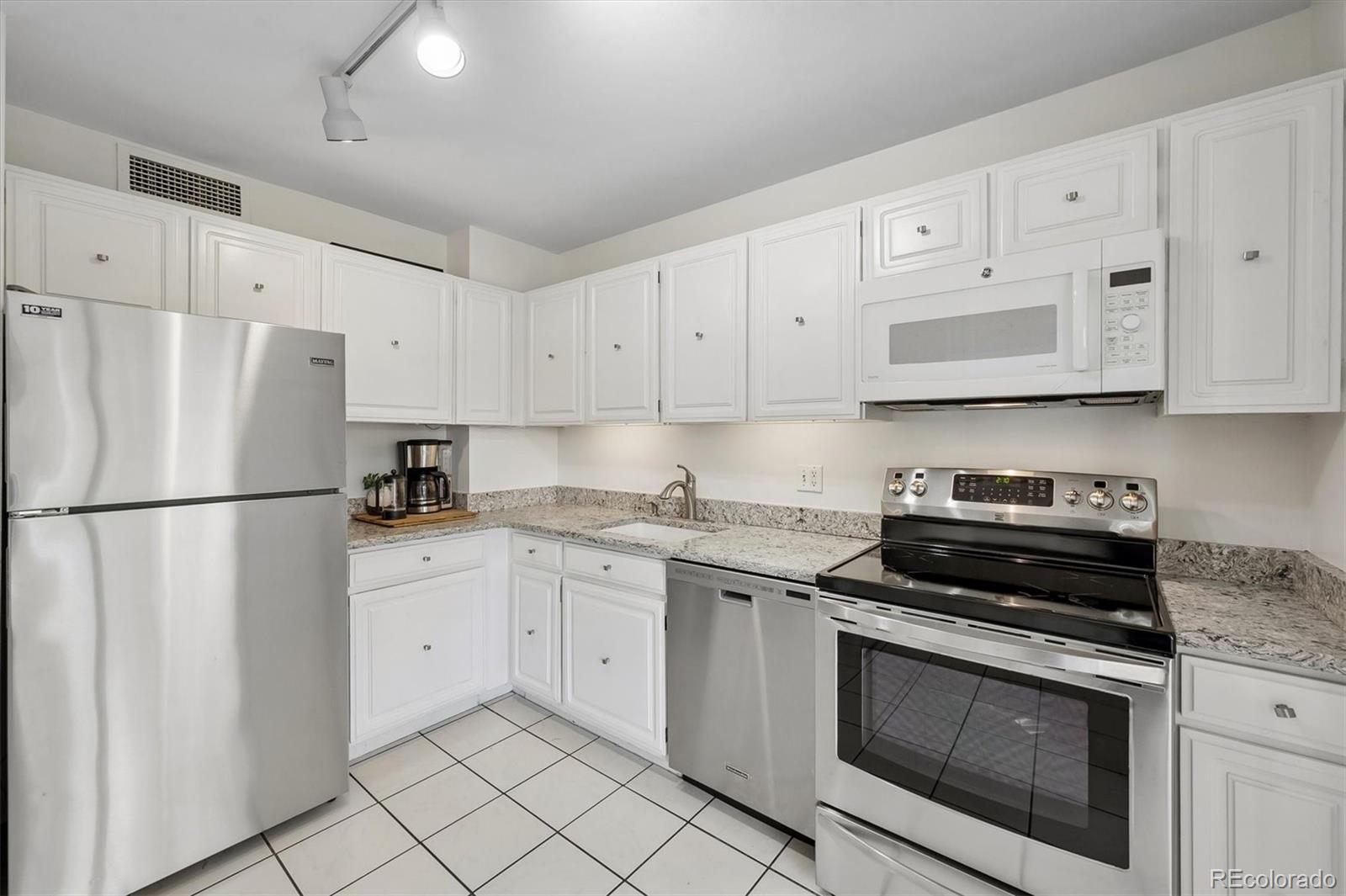 MLS Image #11 for 1200 n humboldt street 303,denver, Colorado