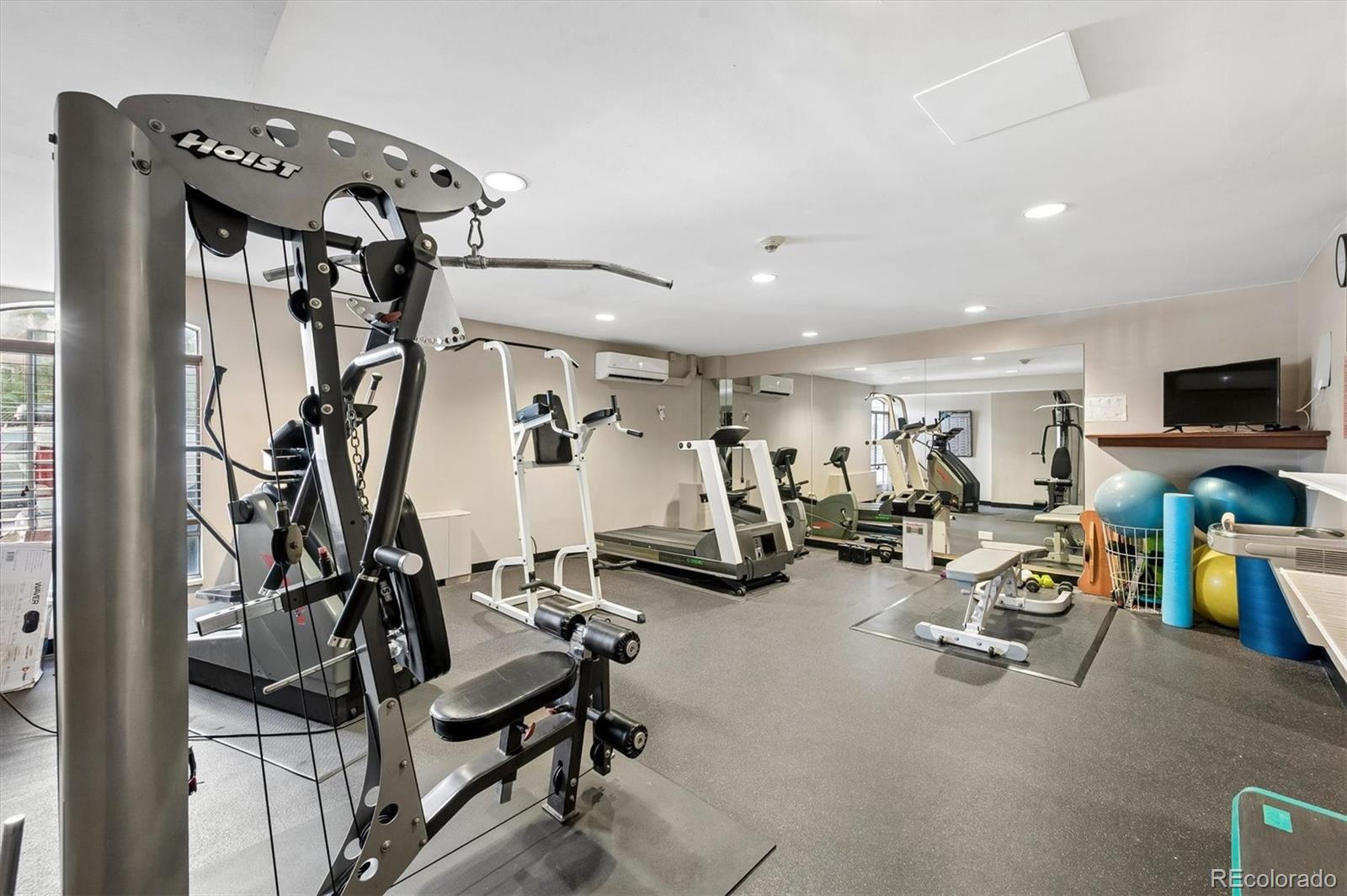 MLS Image #25 for 1200 n humboldt street 303,denver, Colorado