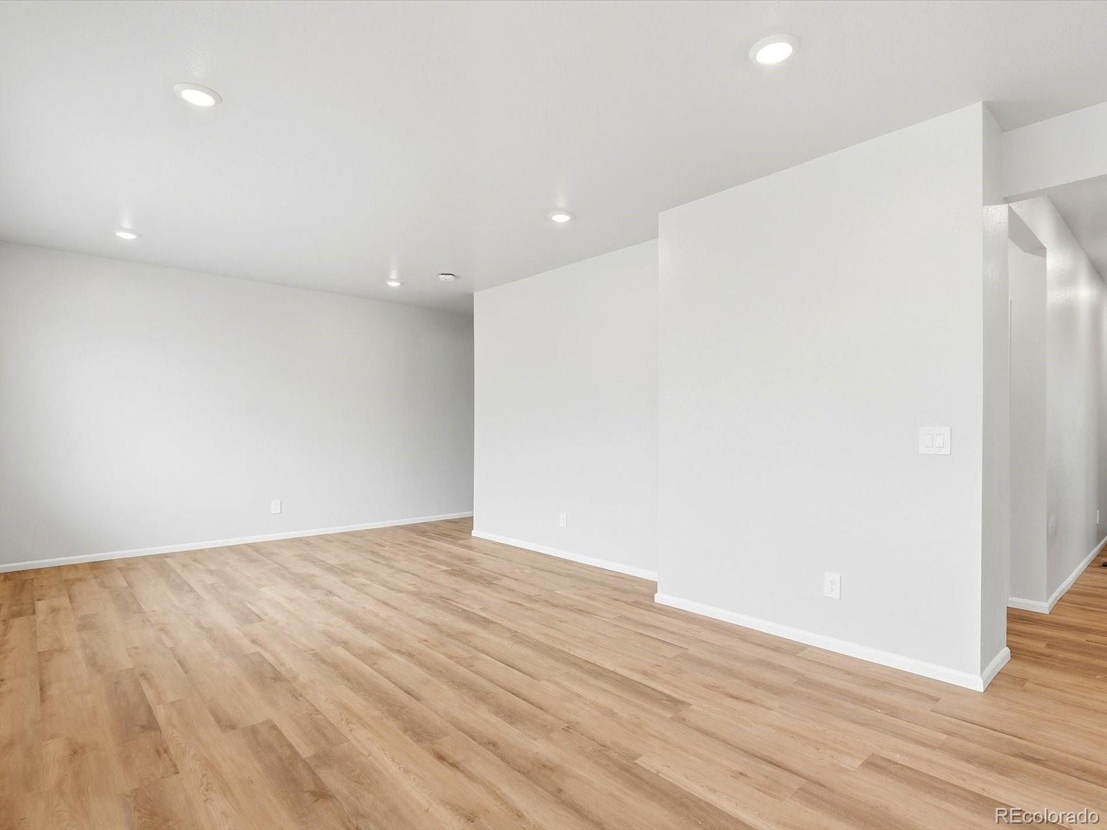 MLS Image #11 for 4644  sugarcane street,johnstown, Colorado