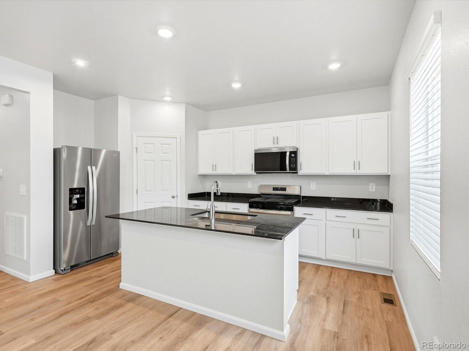 MLS Image #4 for 4644  sugarcane street,johnstown, Colorado