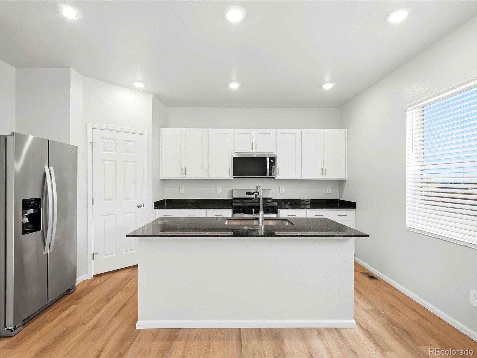 MLS Image #5 for 4644  sugarcane street,johnstown, Colorado