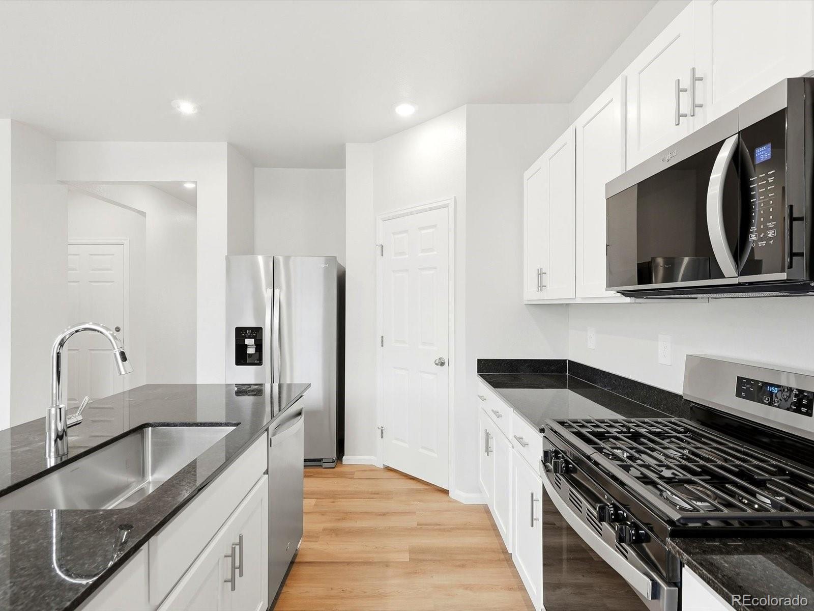 MLS Image #8 for 4644  sugarcane street,johnstown, Colorado
