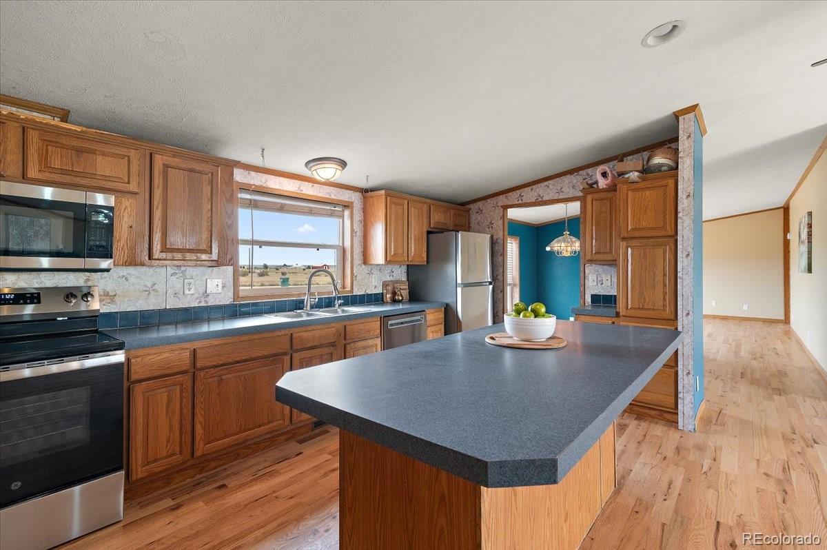 MLS Image #3 for 9735  avenida alegre point,fountain, Colorado