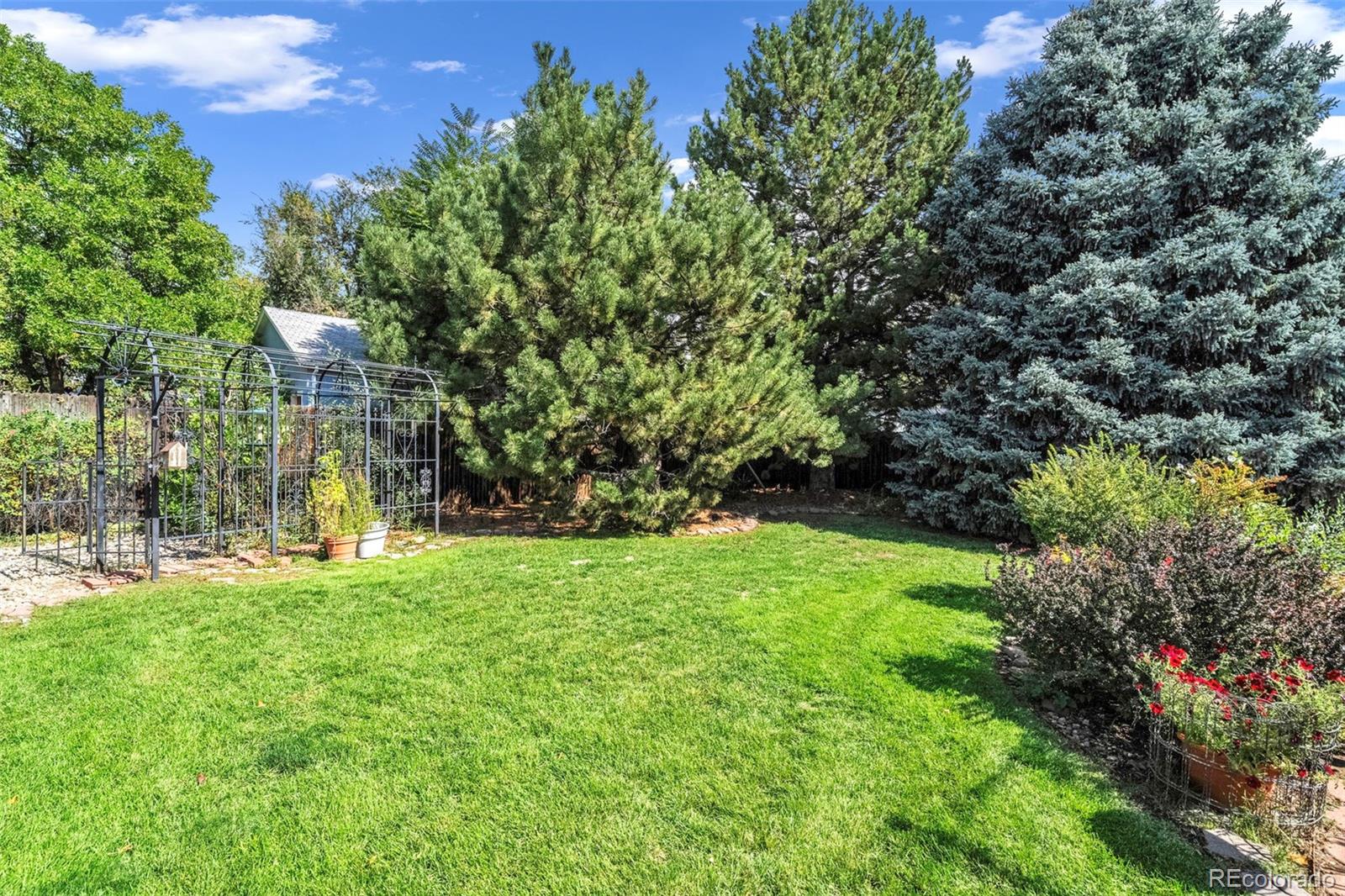 MLS Image #21 for 1550 s ash street,denver, Colorado