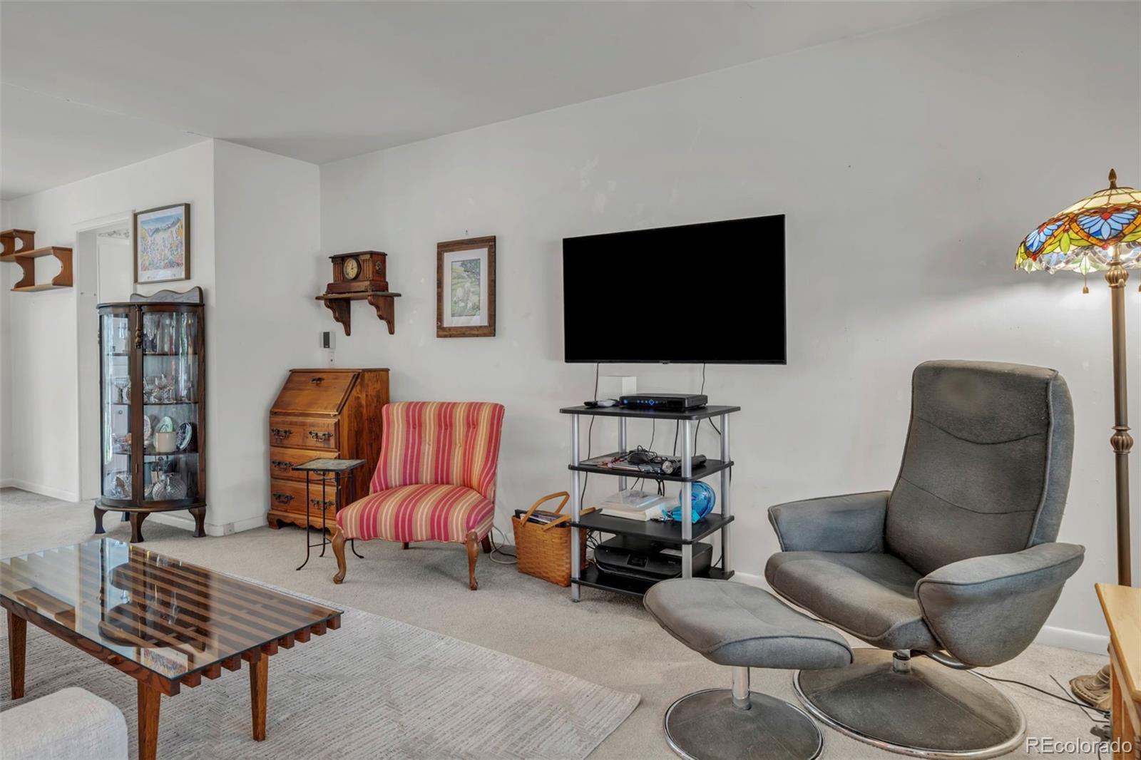 MLS Image #4 for 1550 s ash street,denver, Colorado