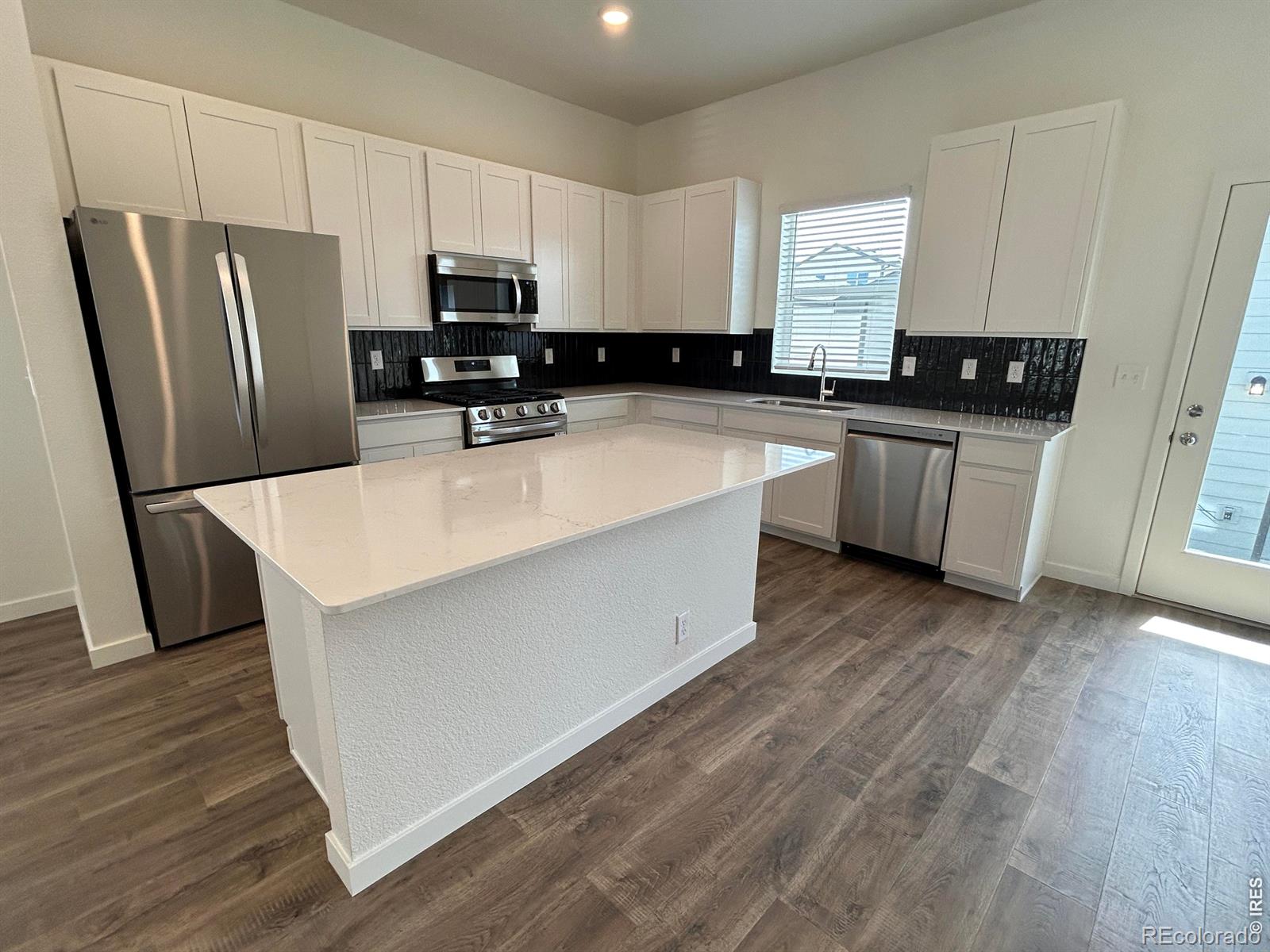 MLS Image #7 for 3924  lake clark street,evans, Colorado