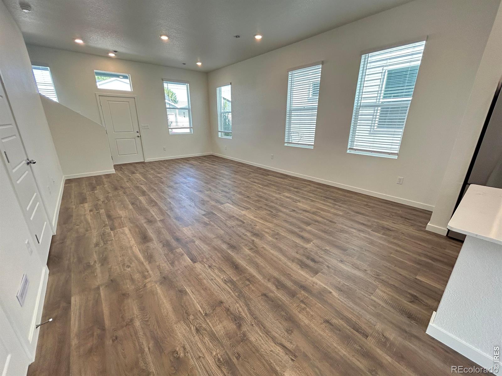 MLS Image #8 for 3924  lake clark street,evans, Colorado