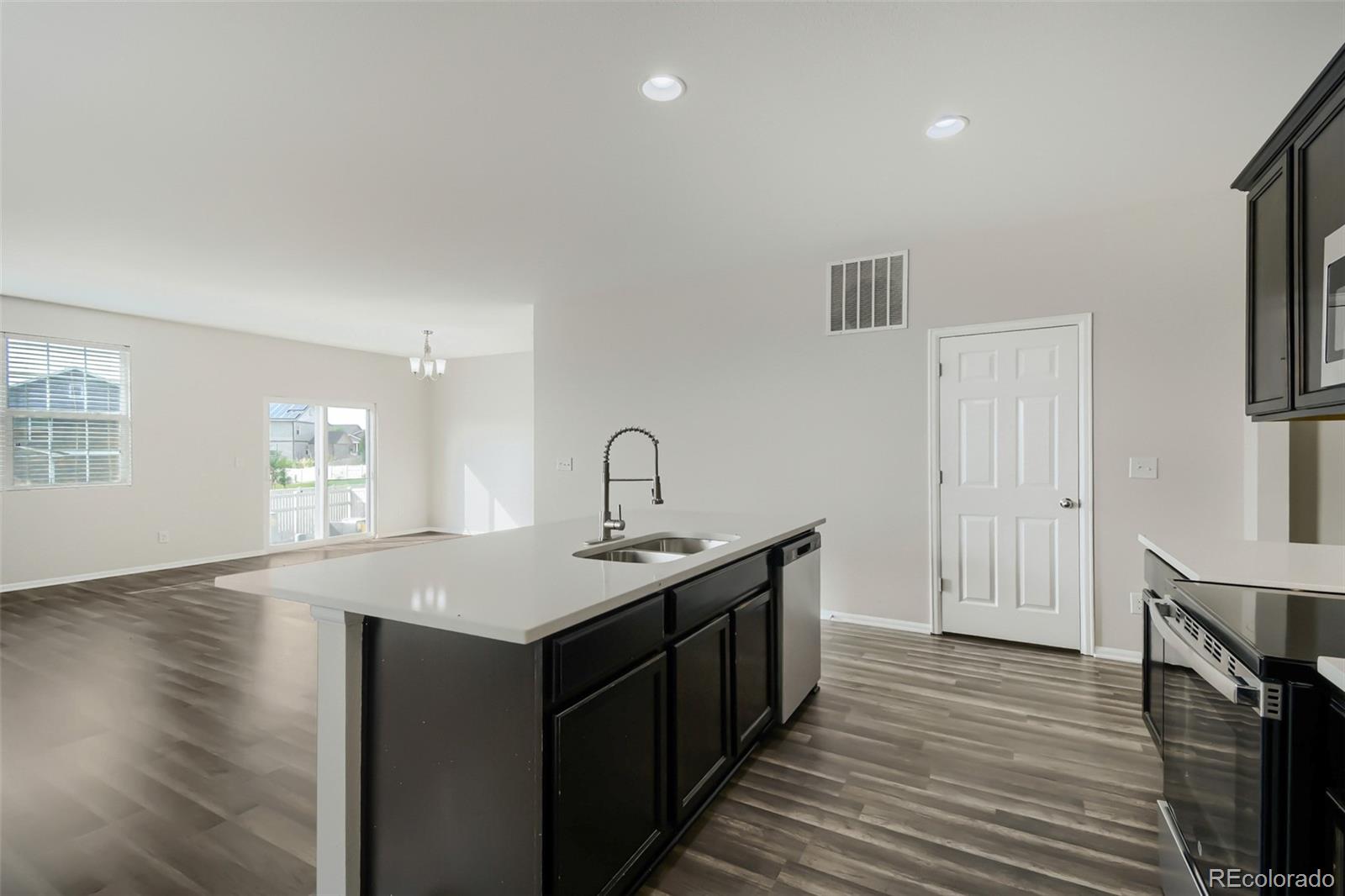 MLS Image #11 for 5442  neighbors parkway,firestone, Colorado